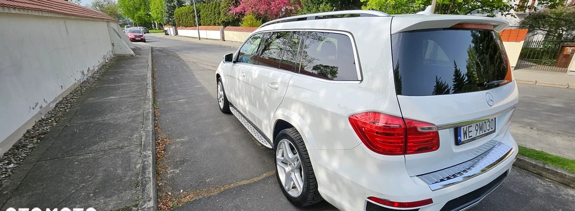 Mercedes-Benz GL cena 163333 przebieg: 201000, rok produkcji 2014 z Warszawa małe 781